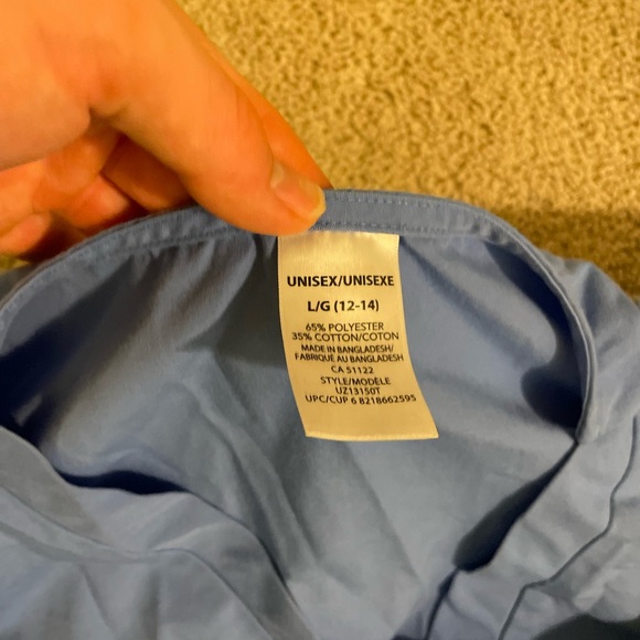 Scrub sets - Picture 3 of 10